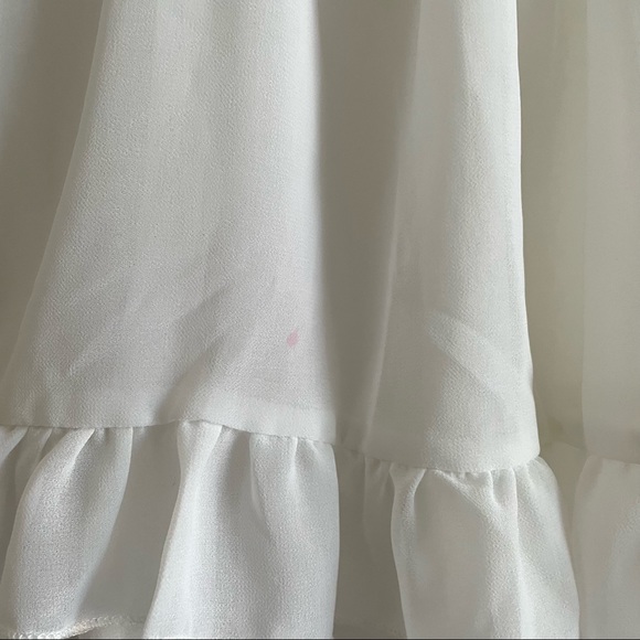 🌱2/$10 | Alano Flowy Top - Picture 7 of 7